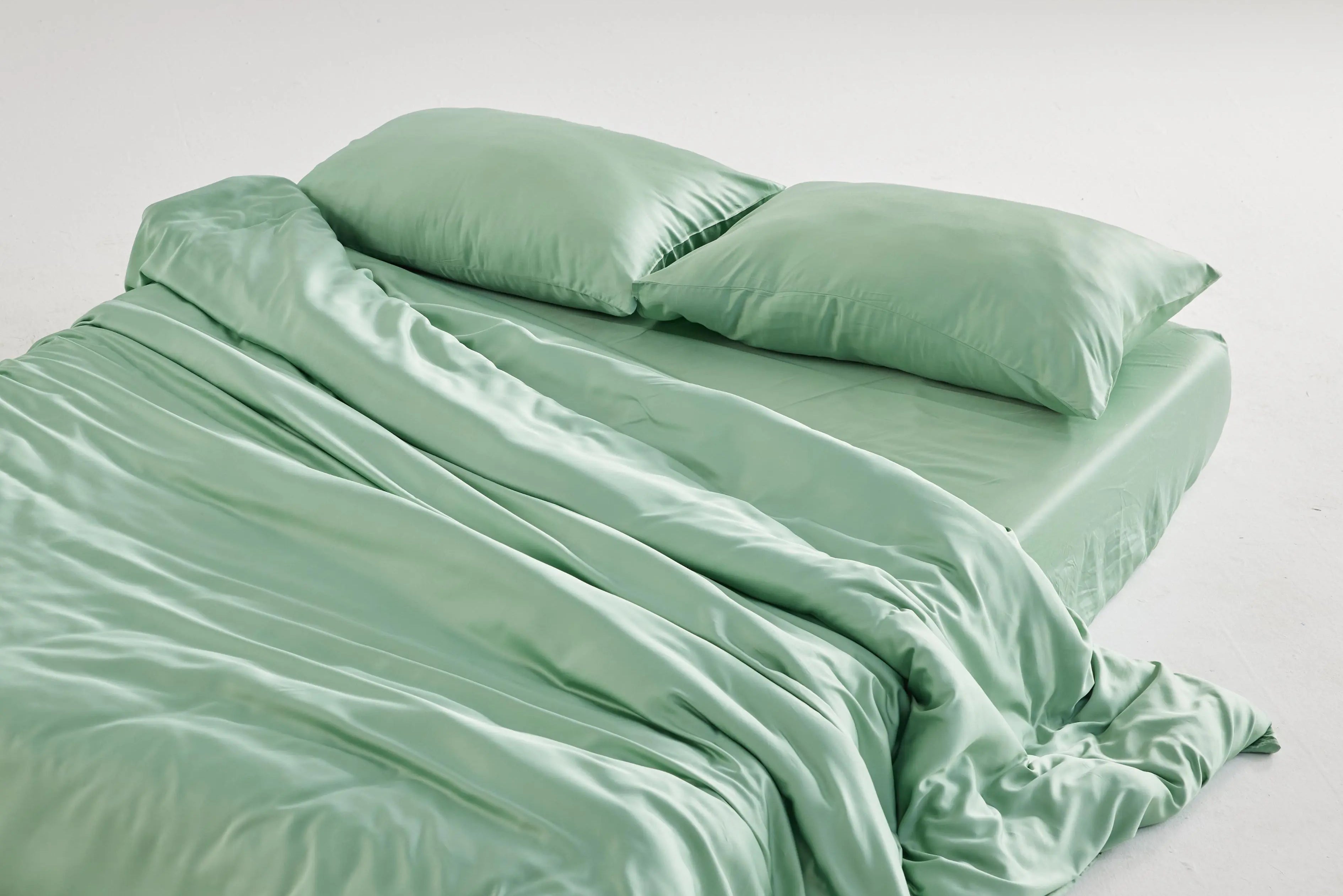 Furify® Pet Hair Resistant, Bamboo Sheet & Duvet Bundle Set